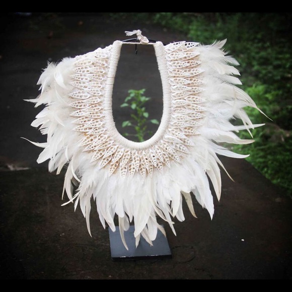 Jewelry - Tribal Shell Necklace